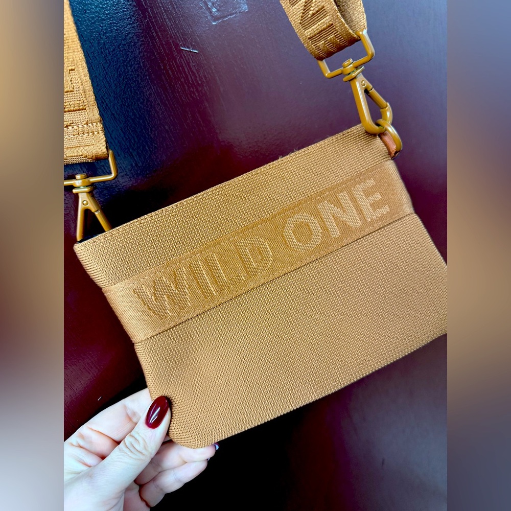 Wild One Treat Pouch Color: Cocoa